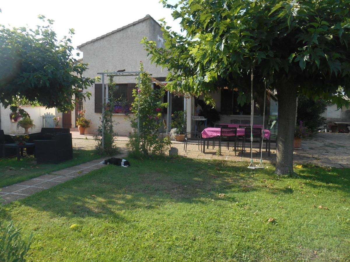 Centre D'Energies Bed and Breakfast Monteux Buitenkant foto
